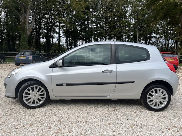 Used Renault Clio 2008 for sale - 76304193: Photo 7