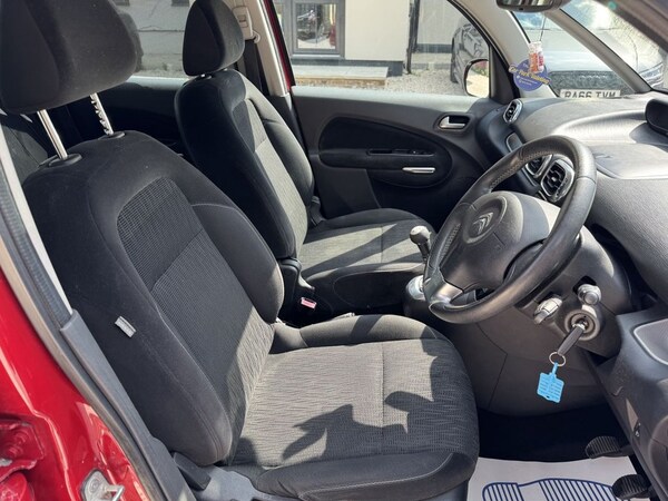 Used Citroen C3 Picasso 2013 for sale - 76273214: Photo 11