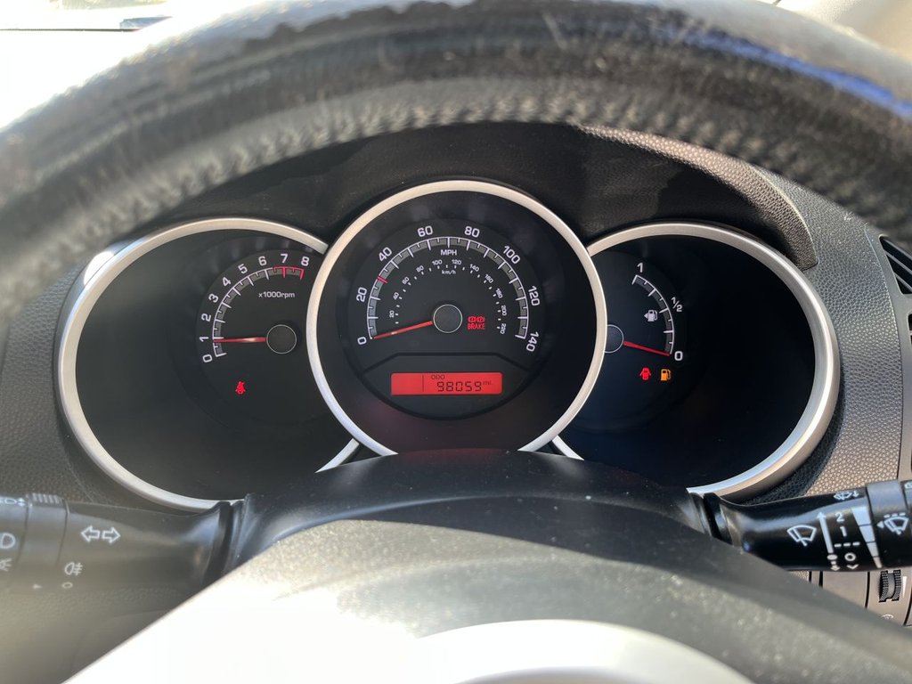 Used Kia Venga 2012 for sale - 76273219: Photo 13