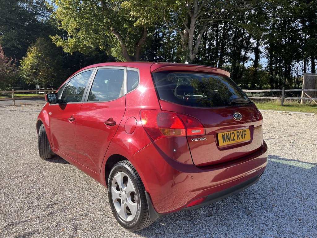 Used Kia Venga 2012 for sale - 76273219: Photo 4
