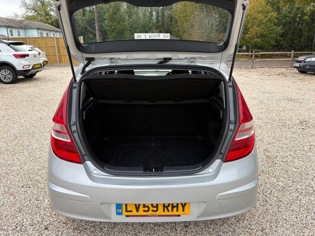 Used Hyundai i30 2009 for sale - 76985749: Photo 9