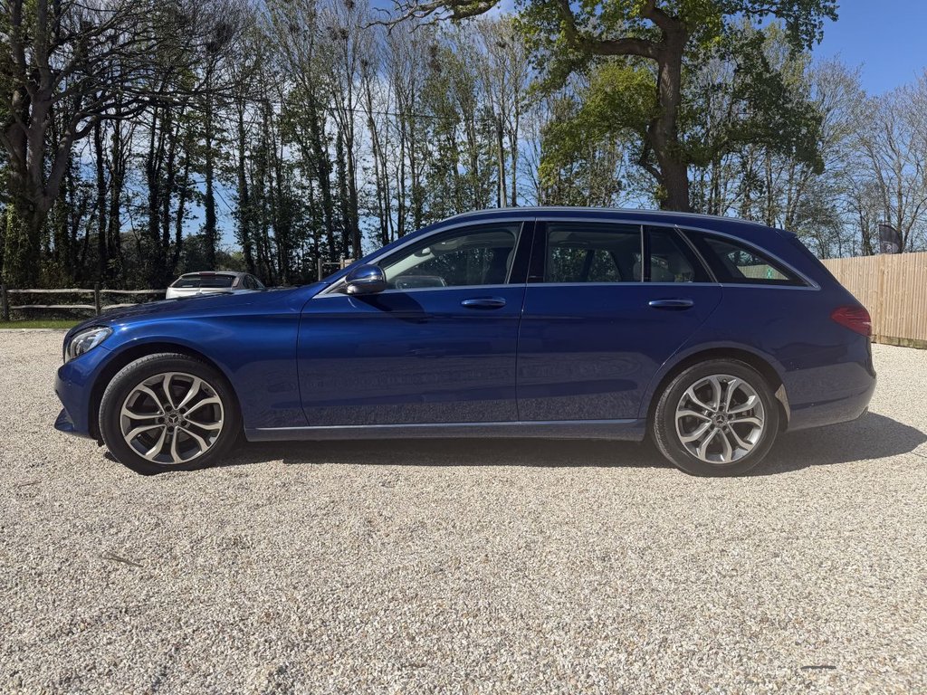 Used Mercedes-Benz C Class 2017 for sale - 78153729: Photo 9