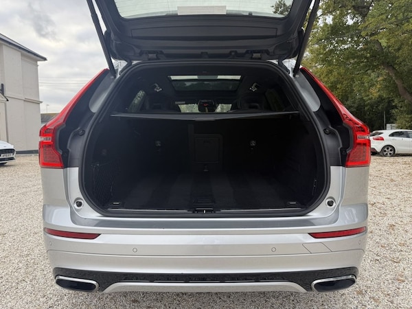 Used Volvo XC60 2020 for sale - 76303938: Photo 10