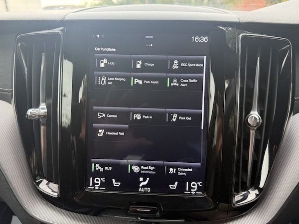 Used Volvo XC60 2020 for sale - 76303938: Photo 21