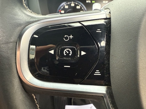 Used Volvo XC60 2020 for sale - 76303938: Photo 25