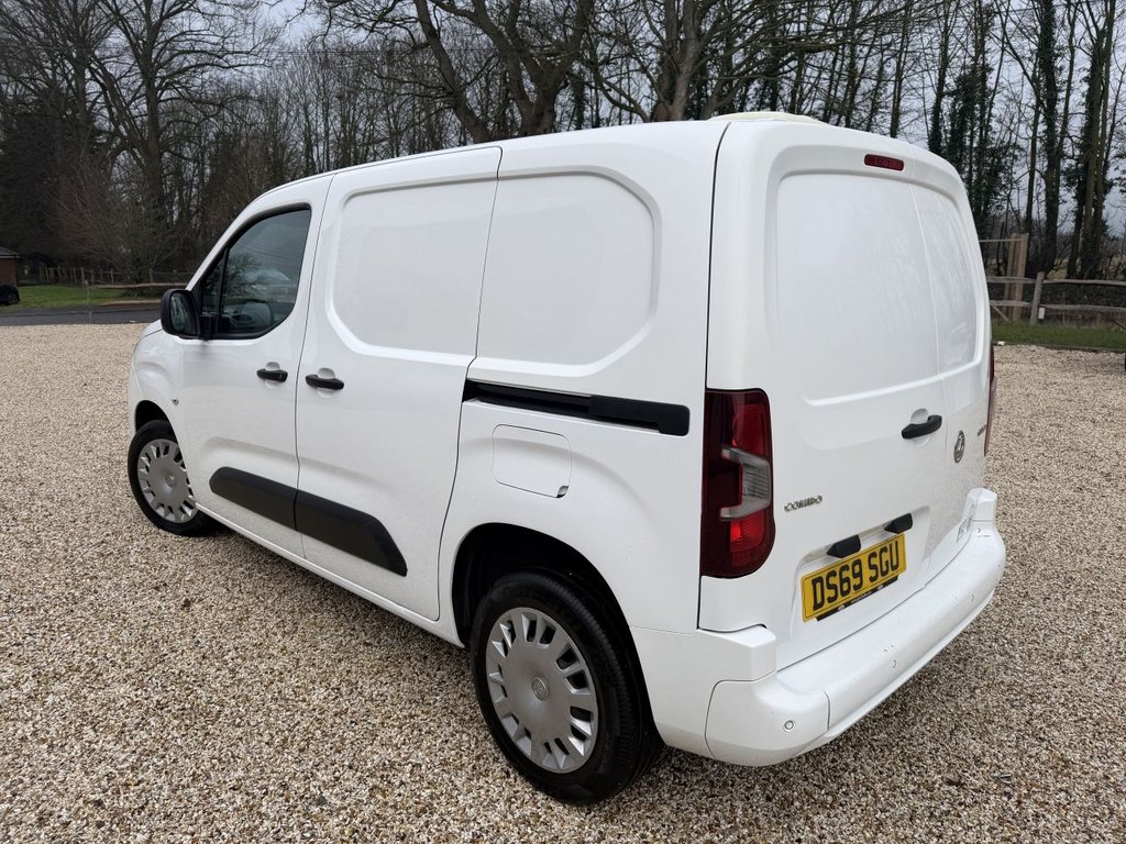 Used Vauxhall Combo 2019 for sale - 77200488: Photo 9