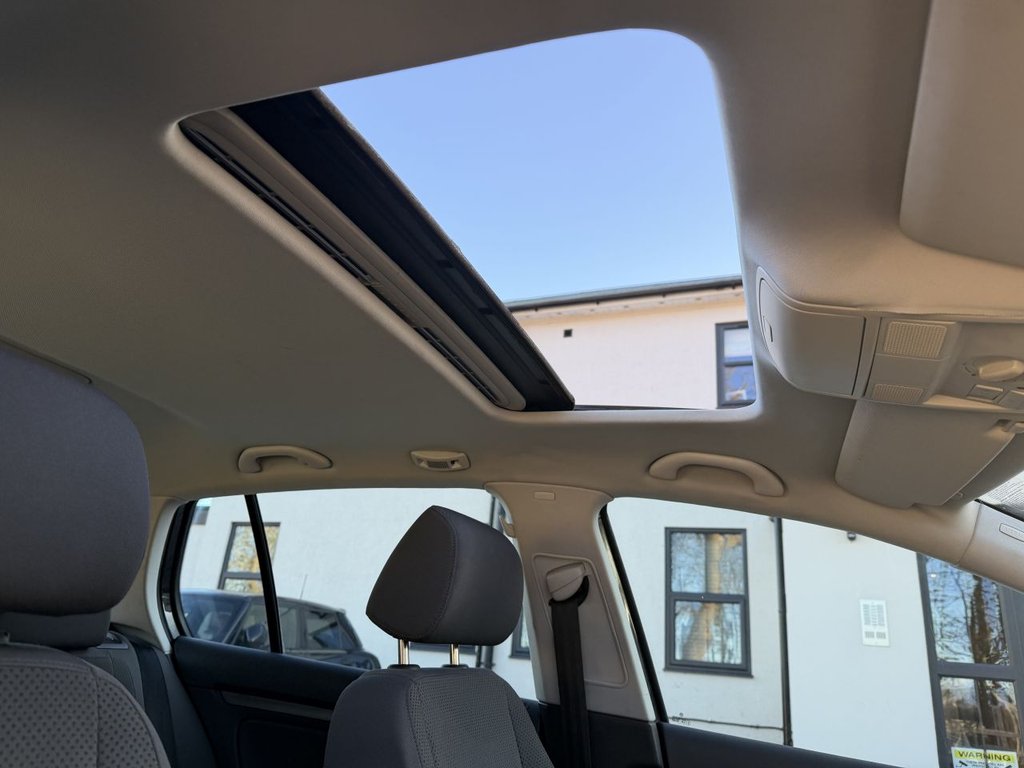 Used Volkswagen Golf 2004 for sale - 77436514: Photo 16