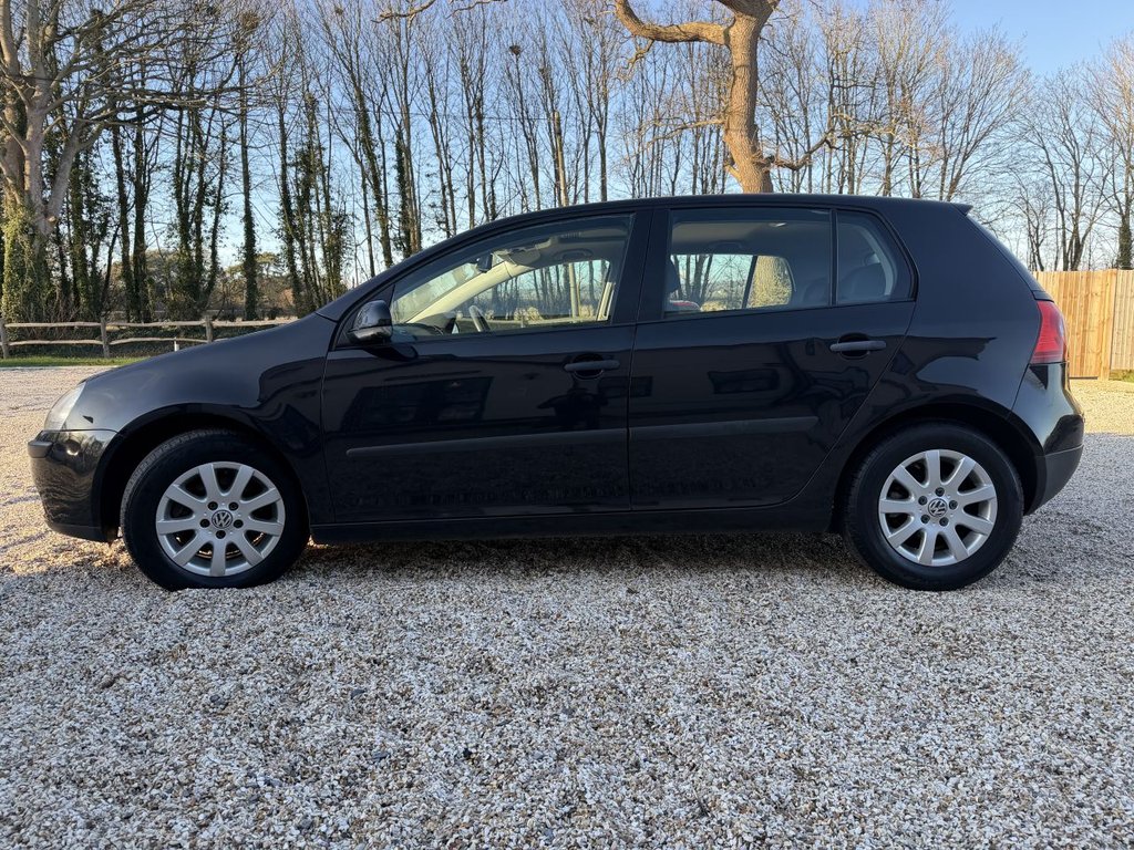 Used Volkswagen Golf 2004 for sale - 77436514: Photo 6