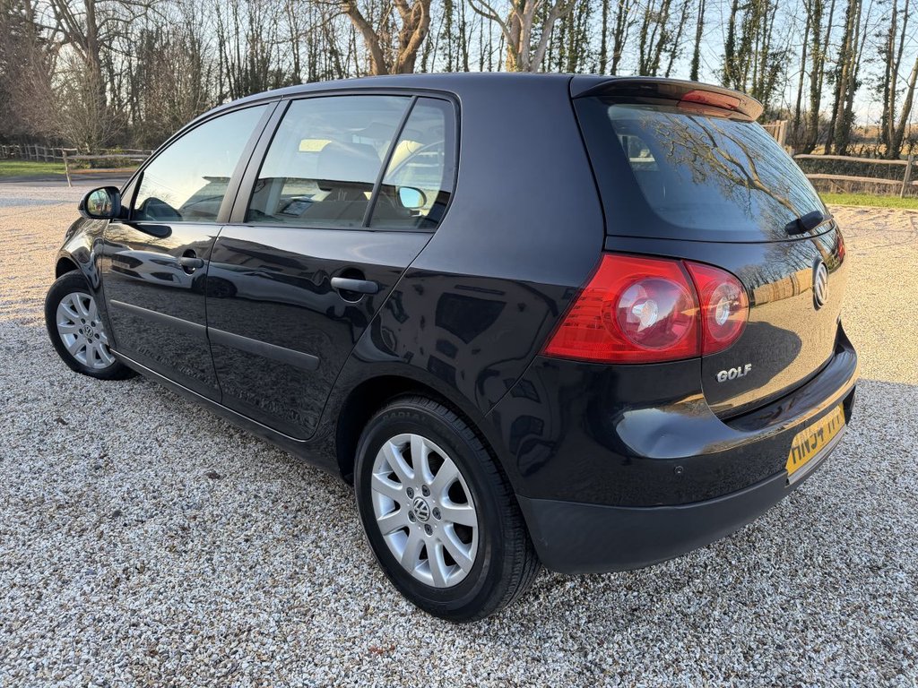 Used Volkswagen Golf 2004 for sale - 77436514: Photo 7