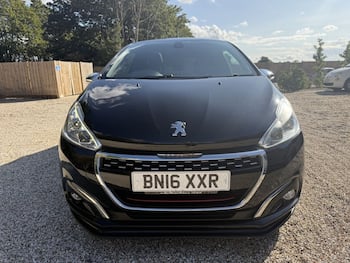 Used Peugeot 208 2016 for sale - 79562210: Photo