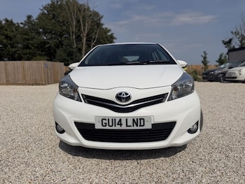 Used Toyota Yaris 2014 for sale - 79245255: Photo