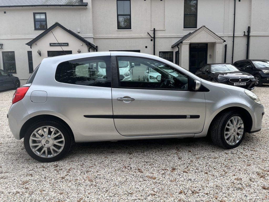 Used Renault Clio 2008 for sale - 76454116: Photo 13