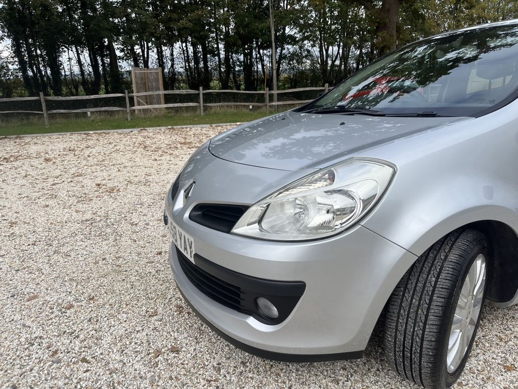 Used Renault Clio 2008 for sale - 76454116: Photo 5