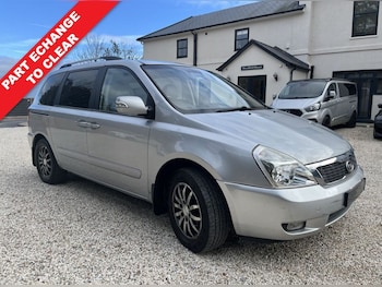 Used Kia Sedona 2010 for sale - 76273234: Photo