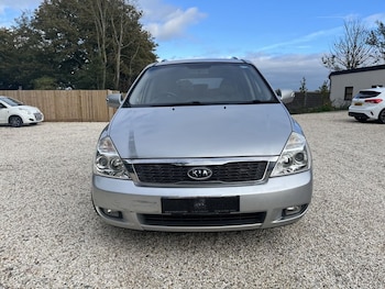 Used Kia Sedona 2010 for sale - 76273234: Photo