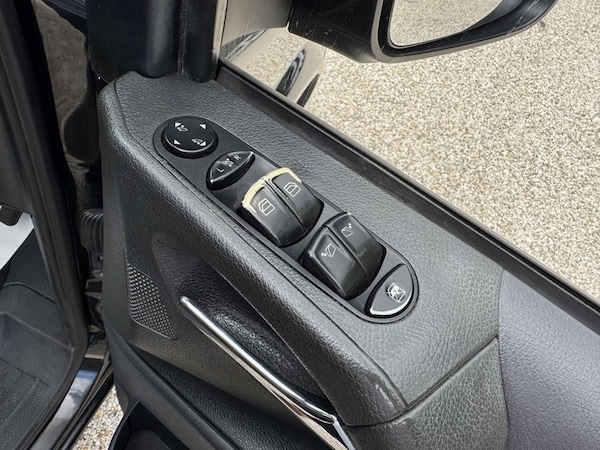 Used Mercedes-Benz Vito 2013 for sale - 75346932: Photo 26