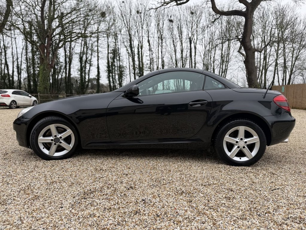 Used Mercedes-Benz SLK 2008 for sale - 77692788: Photo 17