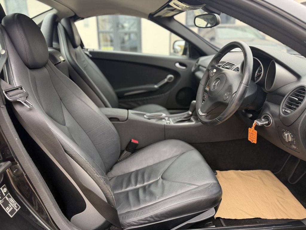 Used Mercedes-Benz SLK 2008 for sale - 77692788: Photo 21