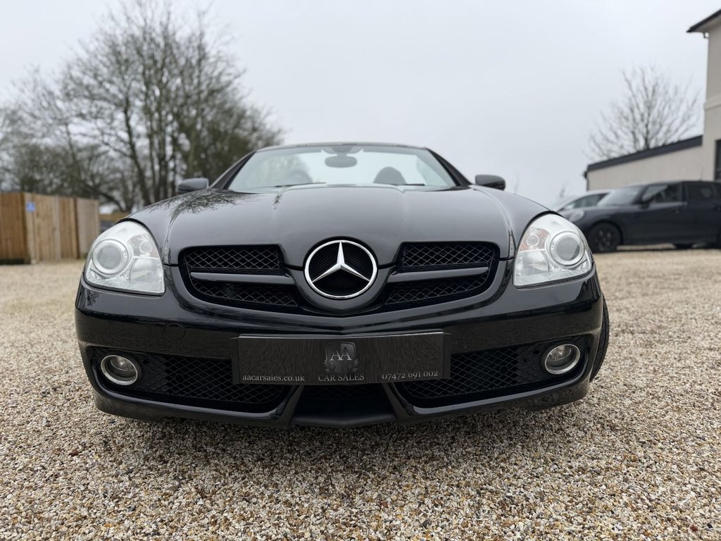 Used Mercedes-Benz SLK 2008 for sale - 77692788: Photo 3
