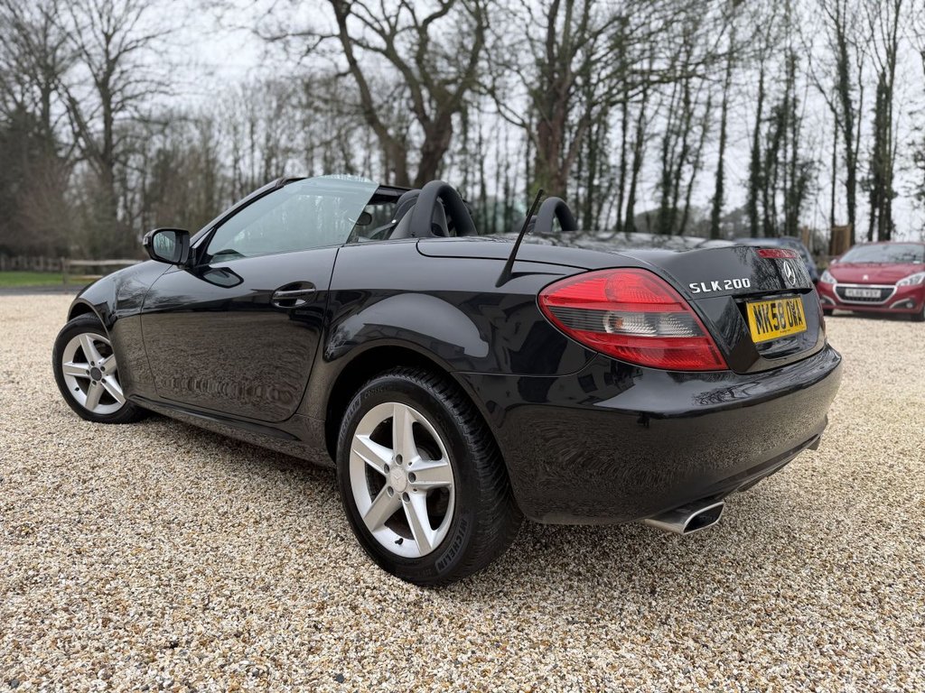 Used Mercedes-Benz SLK 2008 for sale - 77692788: Photo 8