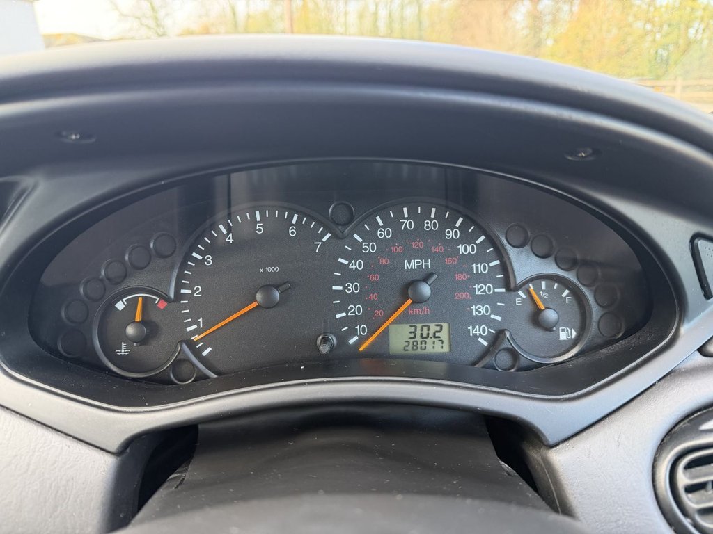 Used Ford Focus 2003 for sale - 76654306: Photo 10