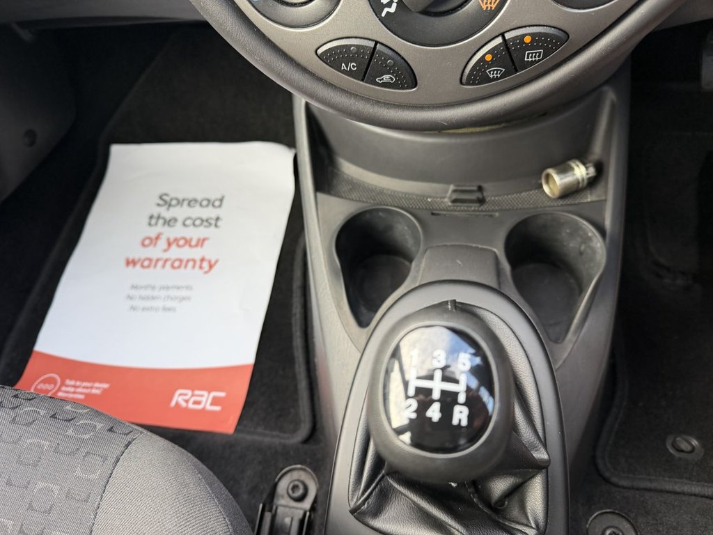 Used Ford Focus 2003 for sale - 76654306: Photo 20