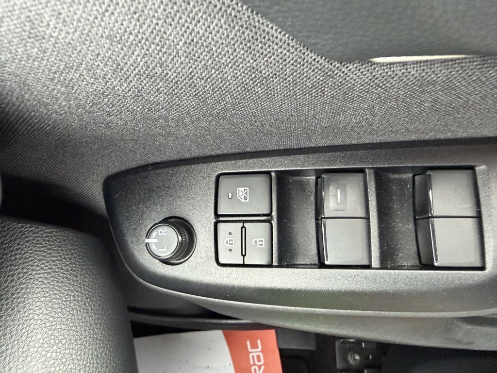 Used Toyota Yaris 2022 for sale - 76469875: Photo 19