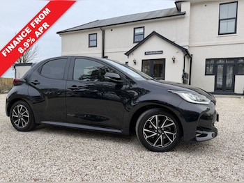 Used Toyota Yaris 2022 for sale - 76469875: Photo