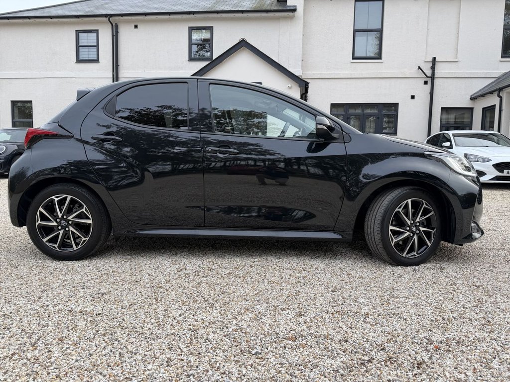 Used Toyota Yaris 2022 for sale - 76469875: Photo 7