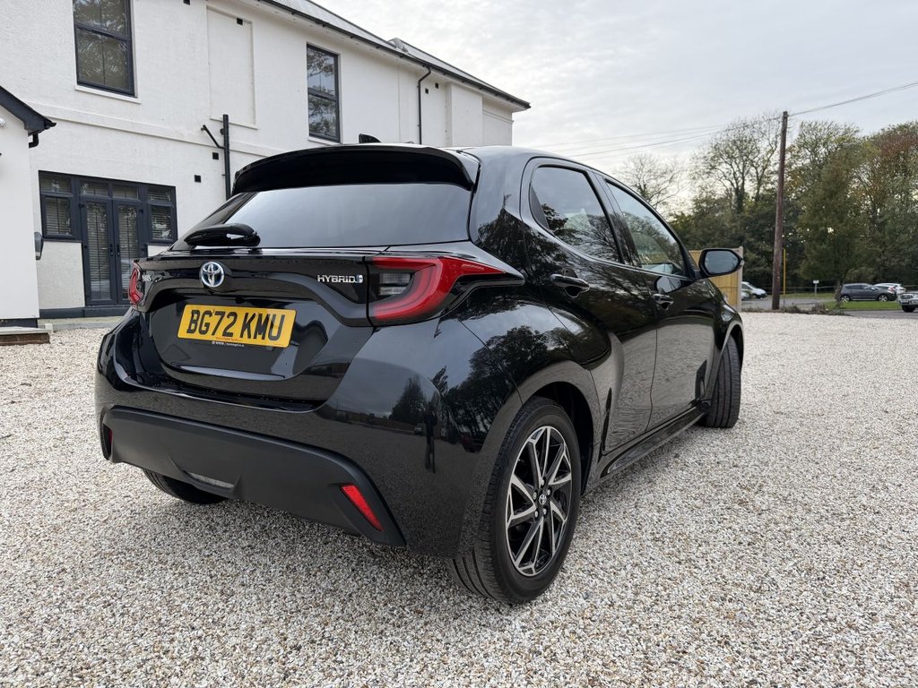 Used Toyota Yaris 2022 for sale - 76469875: Photo 9