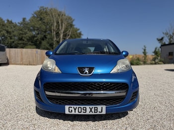 Used Peugeot 107 2009 for sale - 79358057: Photo