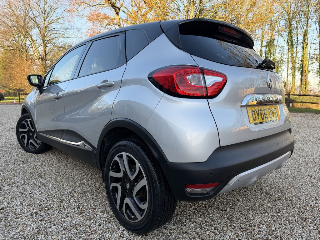 Used Renault Captur 2016 for sale - 76655452: Photo 8