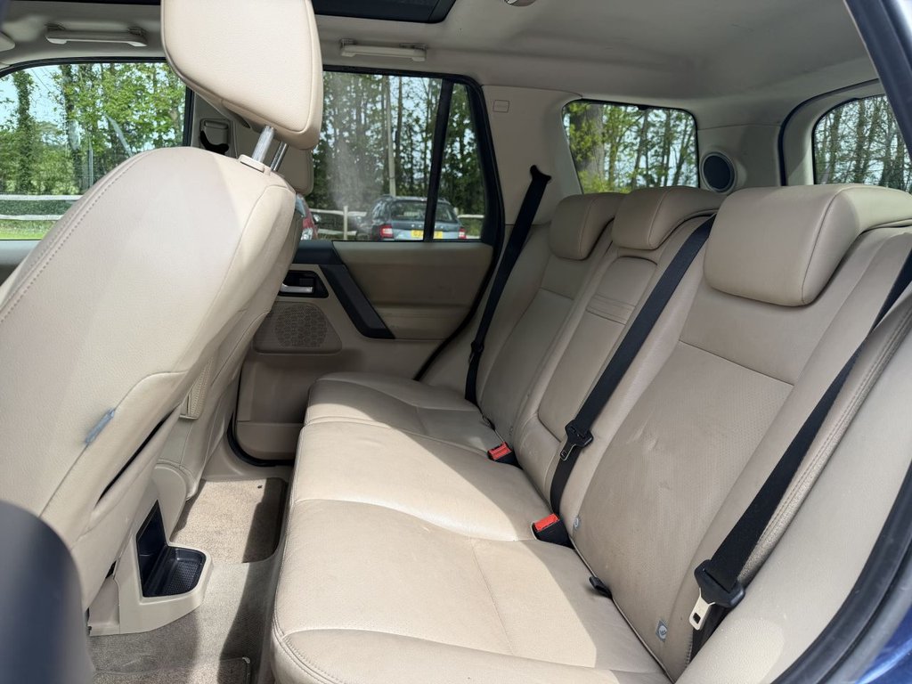 Used Land Rover Freelander 2010 for sale - 78200079: Photo 13