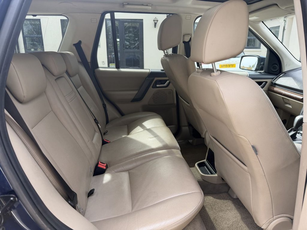 Used Land Rover Freelander 2010 for sale - 78200079: Photo 15