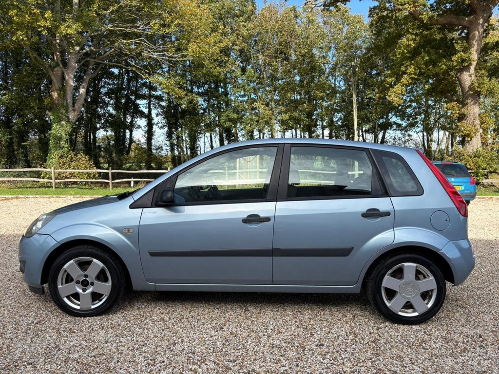 Used Ford Fiesta 2006 for sale - 76345813: Photo 8