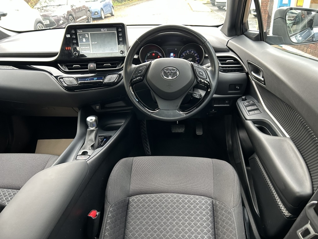 Used Toyota C-HR 2022 for sale - 76878440: Photo 10