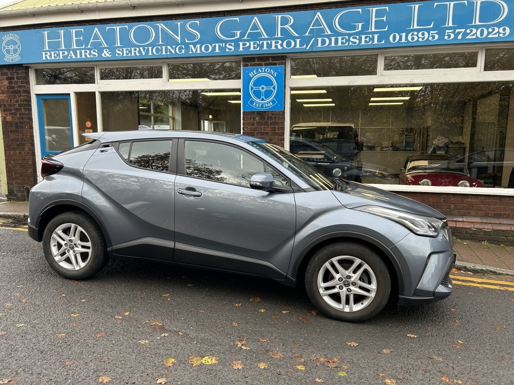 Used Toyota C-HR 2022 for sale - 76878440: Photo 3