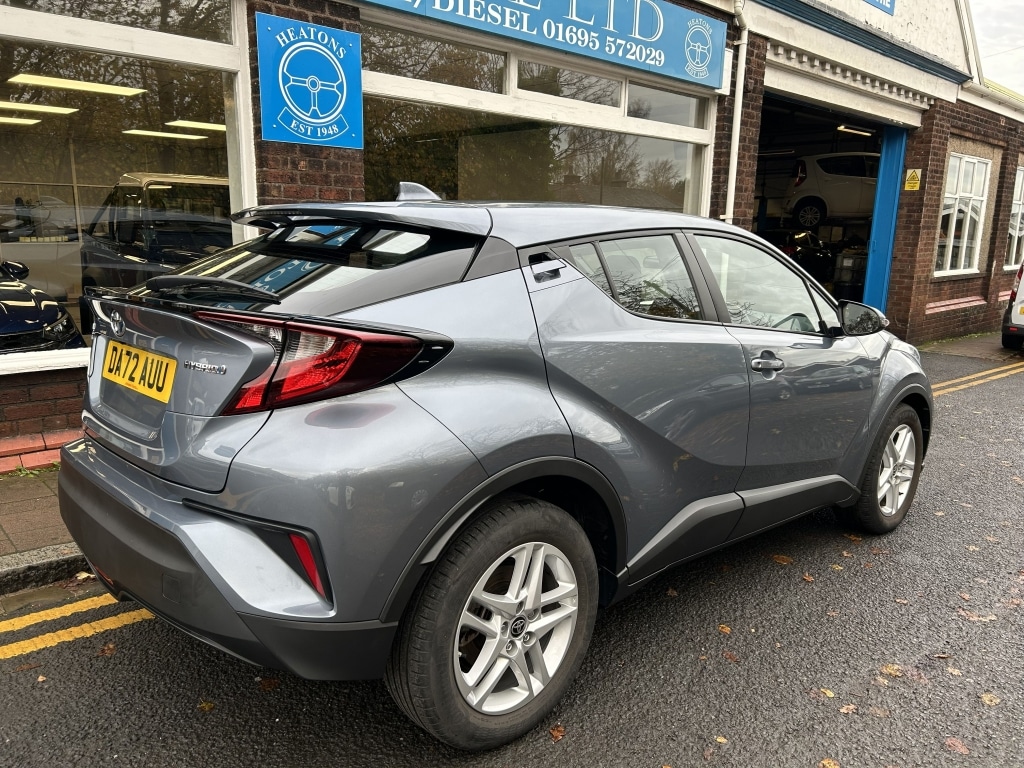 Used Toyota C-HR 2022 for sale - 76878440: Photo 5