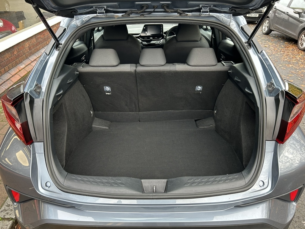 Used Toyota C-HR 2022 for sale - 76878440: Photo 9