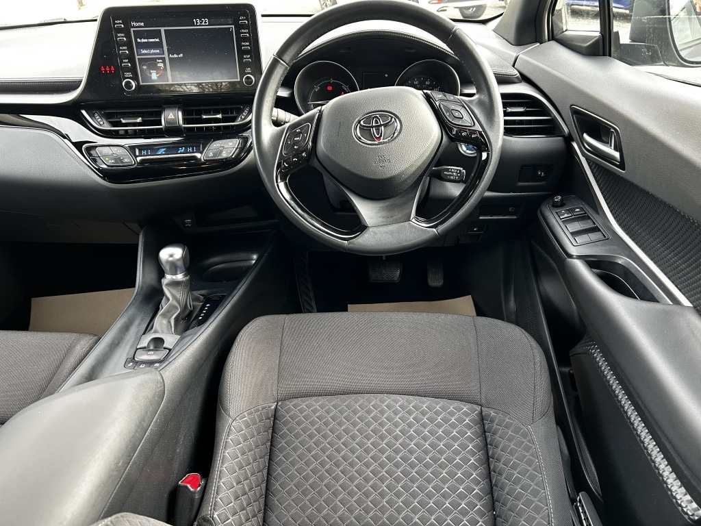 Used Toyota C-HR 2023 for sale - 77745228: Photo 9
