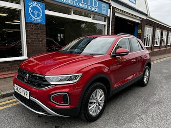 Used Volkswagen T-Roc 2023 for sale - 78513002: Photo