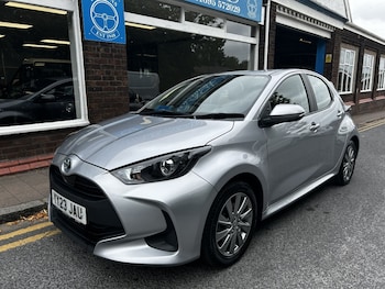 Used Toyota Yaris 2023 for sale - 79285555: Photo