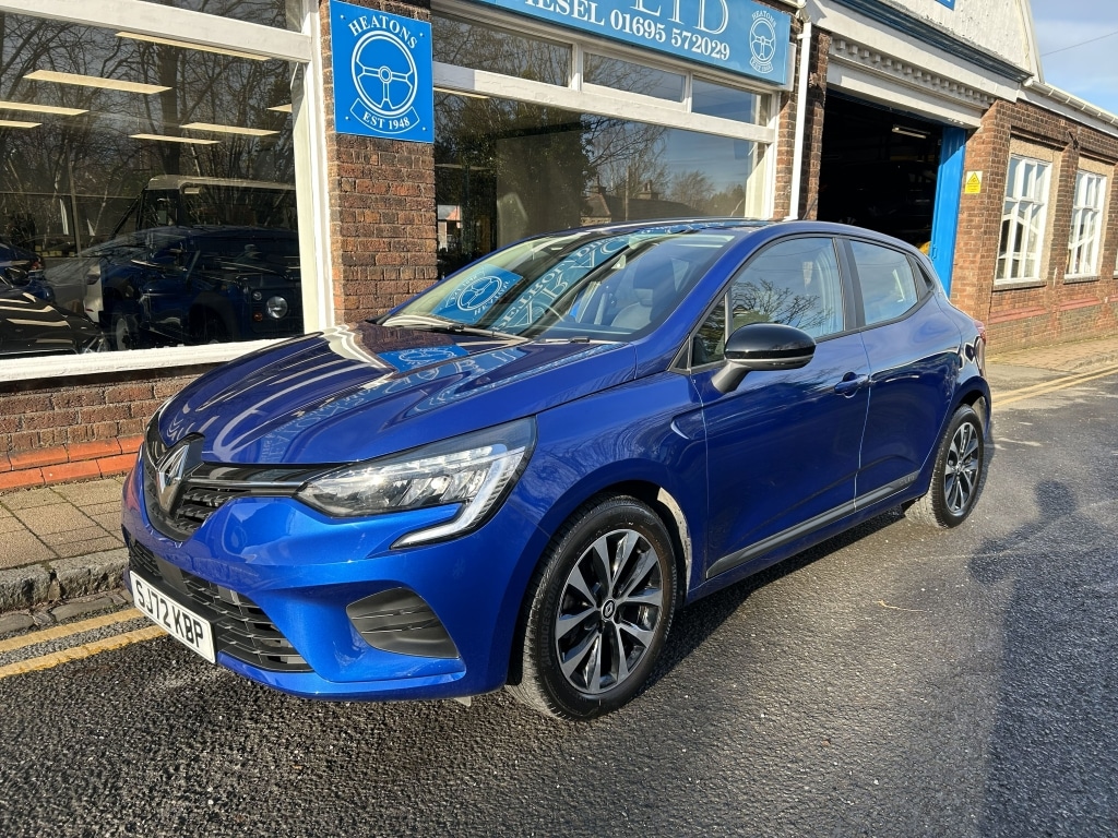 Used Renault Clio 2022 for sale - 77363232: Photo 2