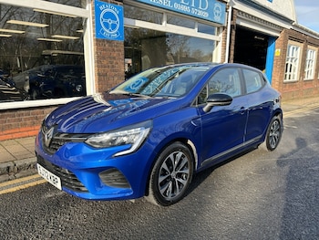 Used Renault Clio 2022 for sale - 77363232: Photo