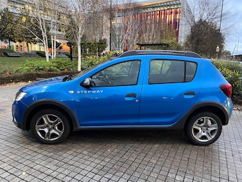 Used Dacia Sandero Stepway 2017 for sale - 78877695: Photo