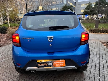 Used Dacia Sandero Stepway 2017 for sale - 78877695: Photo