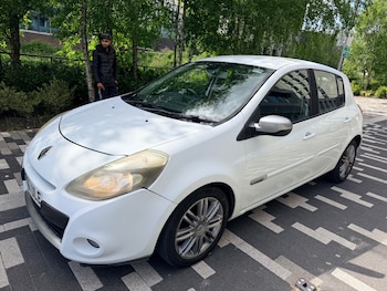 Used Renault Clio 2011 for sale - 78945963: Photo