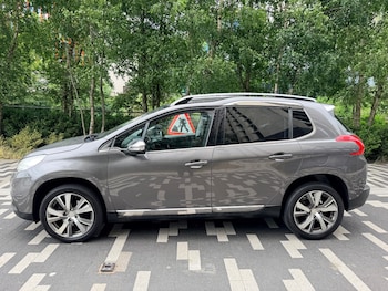 Used Peugeot 2008 2014 for sale - 78947609: Photo