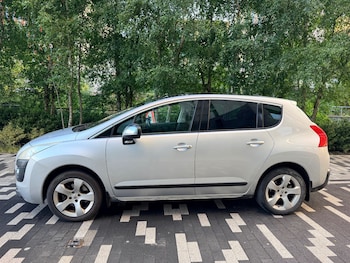 Used Peugeot 3008 2010 for sale - 78876919: Photo