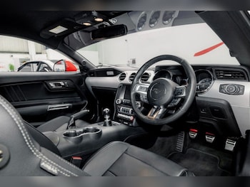 Used Ford Mustang 2016 for sale - 77575849: Photo